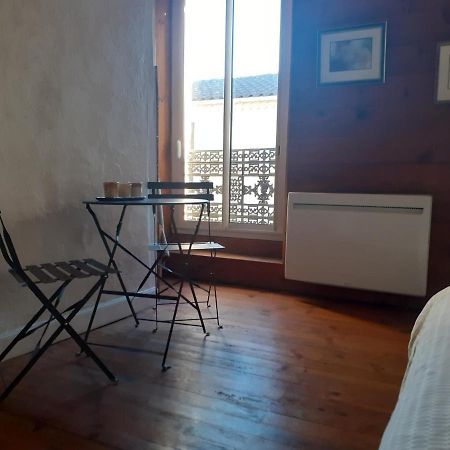 Chambre Chez Annick Samadet Exterior foto